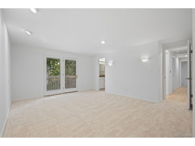 7053 S Oneida Cir, Centennial, CO 80112