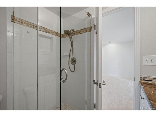 7053 S Oneida Cir, Centennial, CO 80112