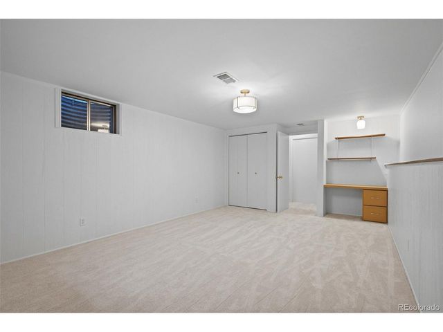 7053 S Oneida Cir, Centennial, CO 80112