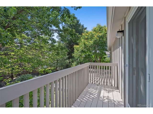 7053 S Oneida Cir, Centennial, CO 80112