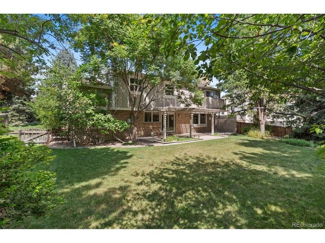 7053 S Oneida Cir, Centennial, CO 80112