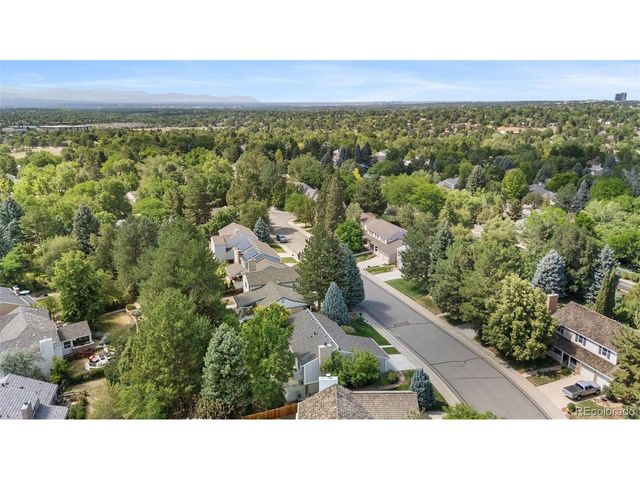 7053 S Oneida Cir, Centennial, CO 80112