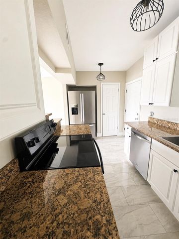 468 CLEMSON DRIVE, Altamonte Springs, FL 32714