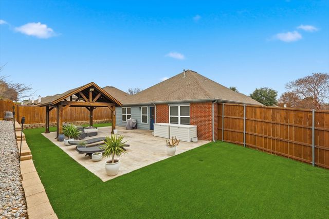 3901 San Lorenzo Drive, Denton, TX 76210