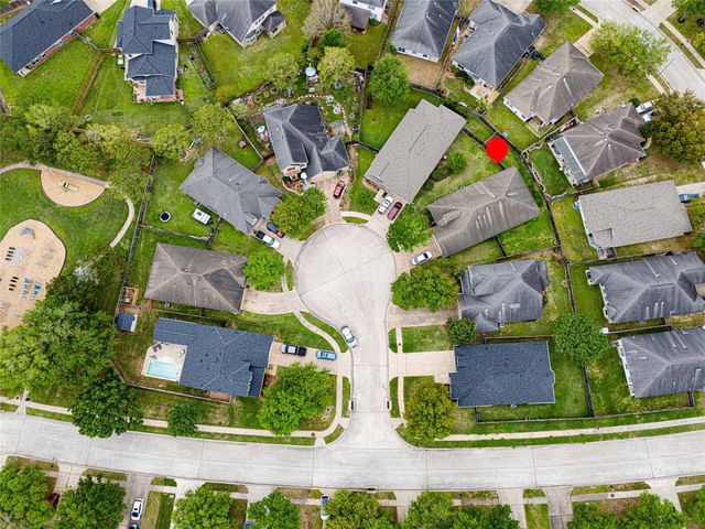 6142 Bradie Court, League City, TX 77573