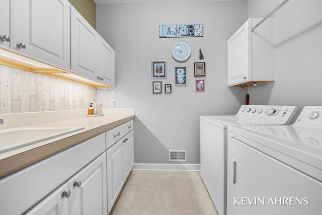 4366 Willow Ln Drive NE 6, Grand Rapids, MI 49525