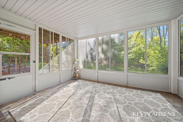 4366 Willow Ln Drive NE 6, Grand Rapids, MI 49525