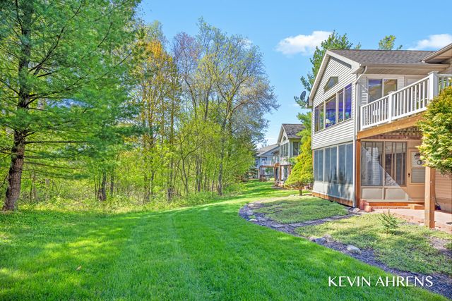 4366 Willow Ln Drive NE 6, Grand Rapids, MI 49525