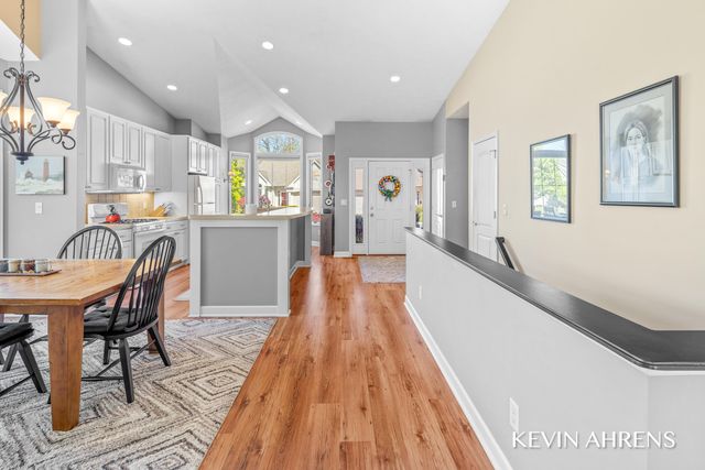 4366 Willow Ln Drive NE 6, Grand Rapids, MI 49525