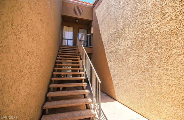 3151 SOARING GULLS Drive 2186, Las Vegas, NV 89128