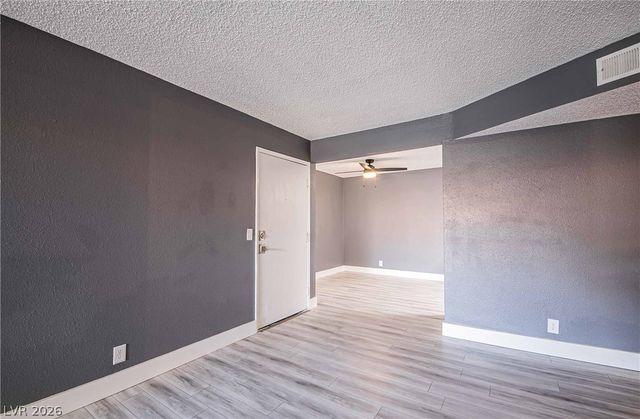 3151 SOARING GULLS Drive 2186, Las Vegas, NV 89128
