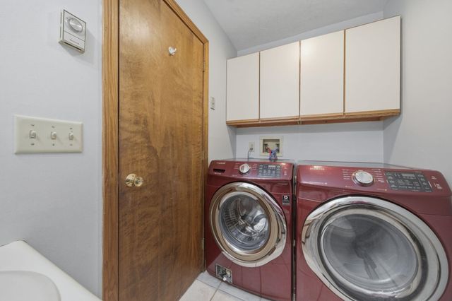 336 Intervale Rd Apt D4, Gilford, NH 03249