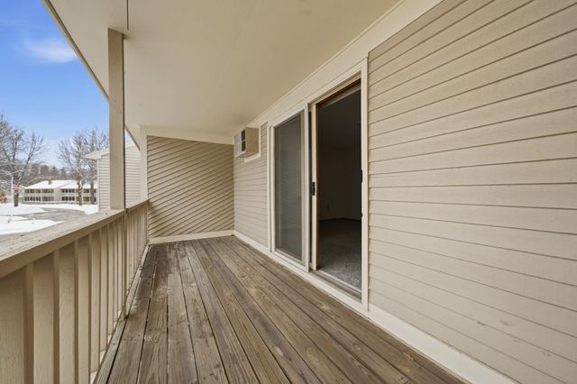 336 Intervale Rd Apt D4, Gilford, NH 03249
