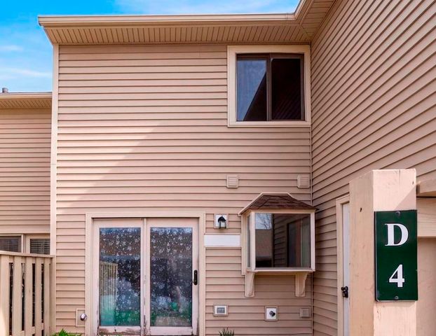 336 Intervale Rd Apt D4, Gilford, NH 03249