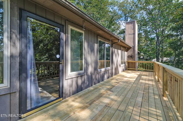 101 Walden Ridge Drive, Crossville, TN 38558