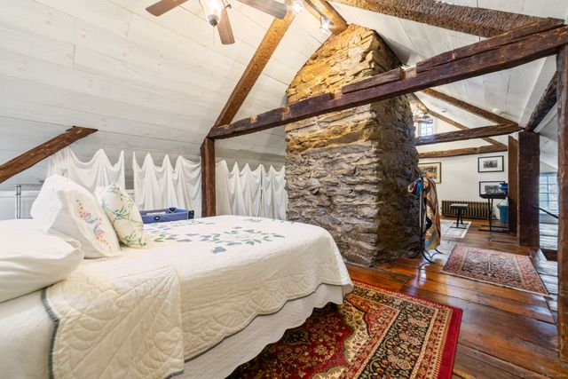 339 Main Street South, Woodbury, CT 06798