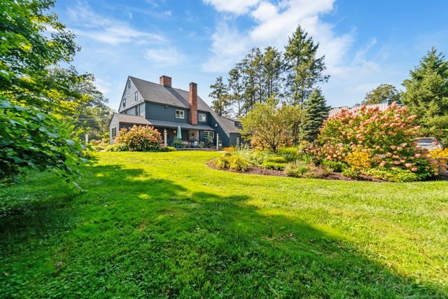 339 Main Street South, Woodbury, CT 06798