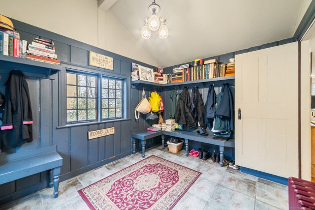 339 Main Street South, Woodbury, CT 06798