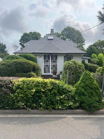 2133 Marion Place, Baldwin, NY 11510