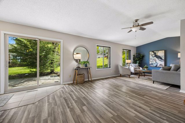 9701 Cimarron Trail, Minnetonka, MN 55305