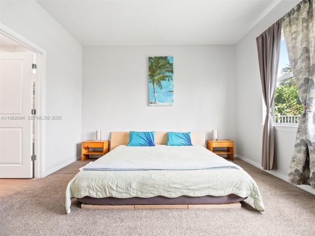 1575 Pongam Ter, Hollywood, FL 33021