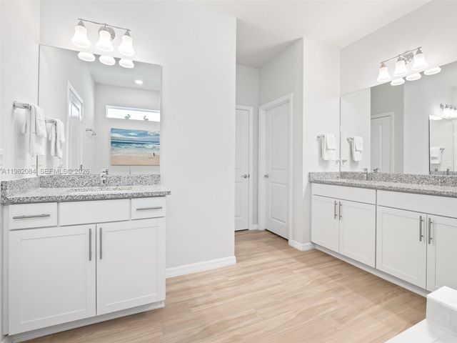 1575 Pongam Ter, Hollywood, FL 33021