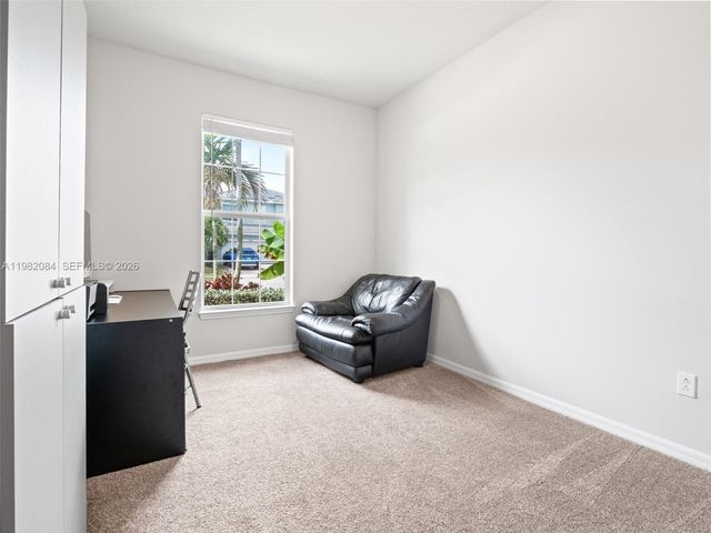 1575 Pongam Ter, Hollywood, FL 33021