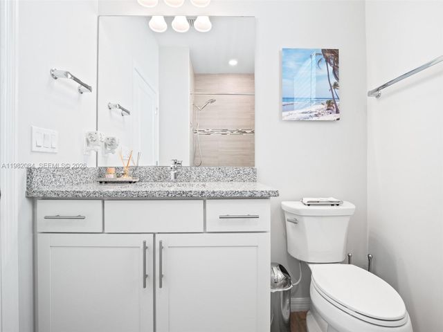 1575 Pongam Ter, Hollywood, FL 33021