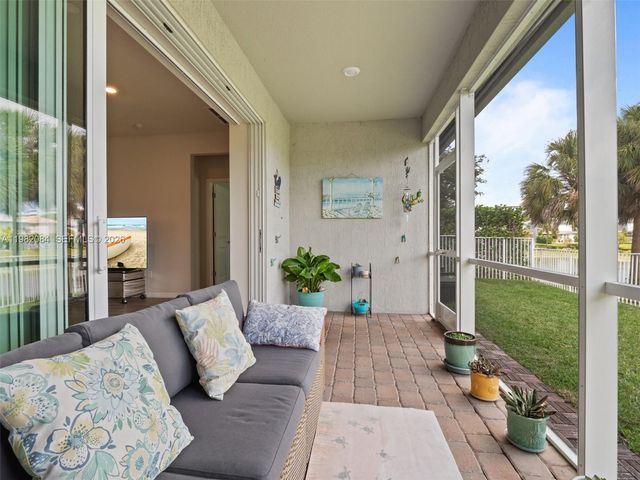 1575 Pongam Ter, Hollywood, FL 33021