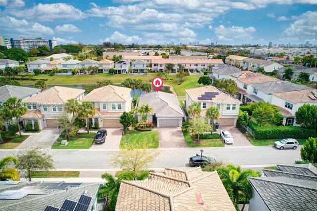 1575 Pongam Ter, Hollywood, FL 33021