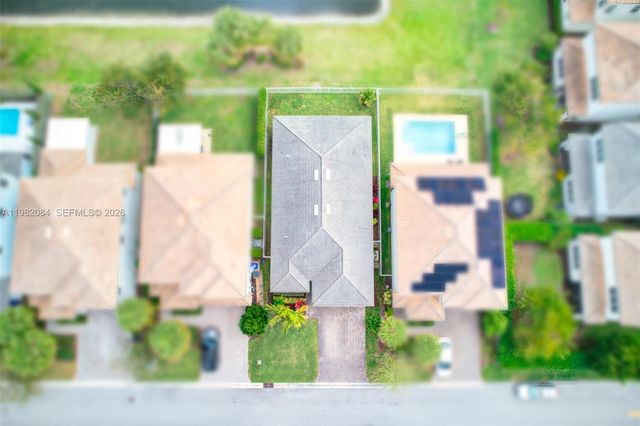 1575 Pongam Ter, Hollywood, FL 33021