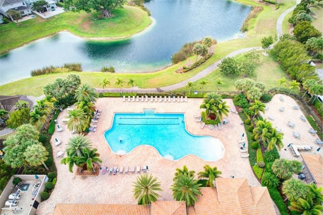 1575 Pongam Ter, Hollywood, FL 33021