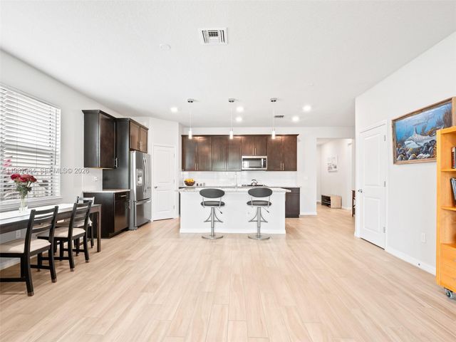 1575 Pongam Ter, Hollywood, FL 33021