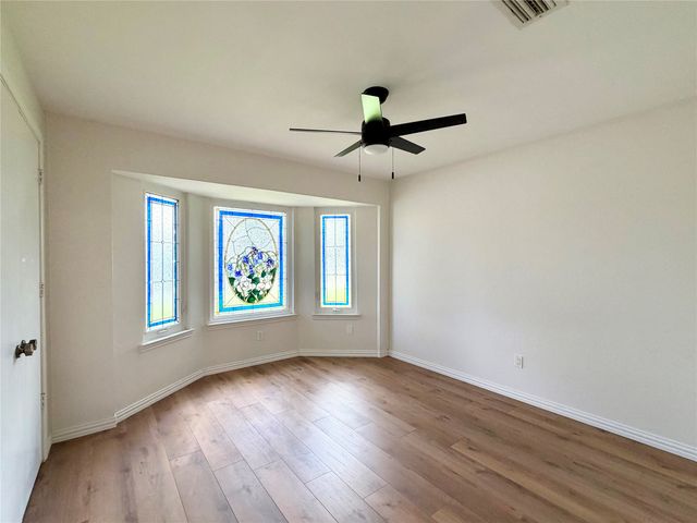 3212 Laurel Oaks Court, Garland, TX 75044