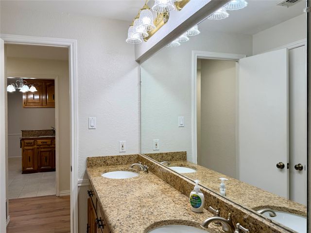 3212 Laurel Oaks Court, Garland, TX 75044