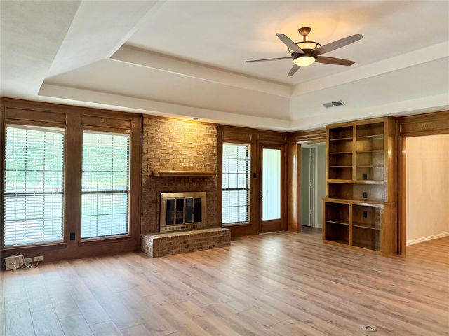 3212 Laurel Oaks Court, Garland, TX 75044