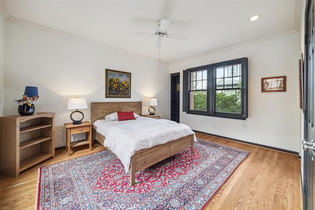 2154 Avalon Place, Houston, TX 77019