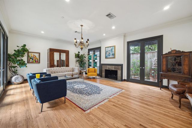 2154 Avalon Place, Houston, TX 77019