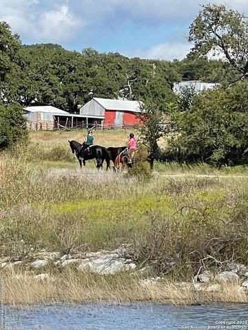 1409 LAVACA DR, Canyon Lake, TX 78133