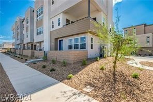 2484 Indigo Mountain Street, Henderson, NV 89044