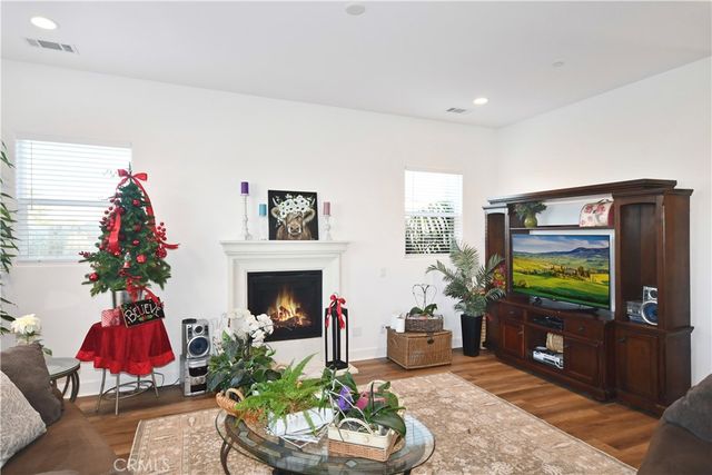 813 Skyview Lane, Santa Maria, CA 93455