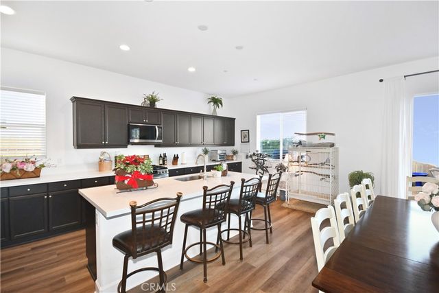 813 Skyview Lane, Santa Maria, CA 93455