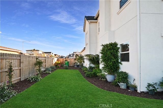 813 Skyview Lane, Santa Maria, CA 93455