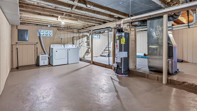 1688 Hoyt Street, Muskegon, MI 49442