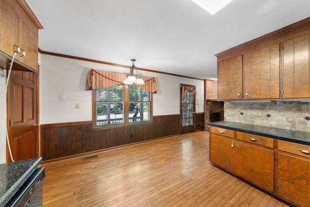 1215 Anne Street, Henderson, NC 27536
