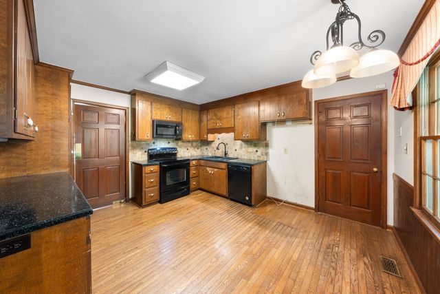 1215 Anne Street, Henderson, NC 27536
