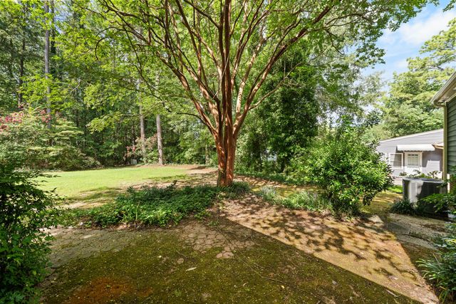 1215 Anne Street, Henderson, NC 27536