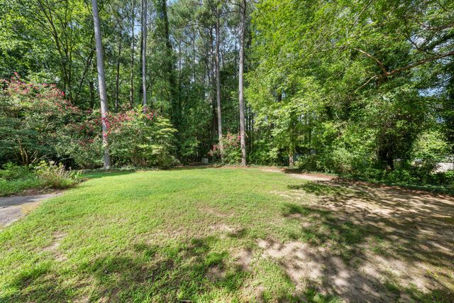 1215 Anne Street, Henderson, NC 27536
