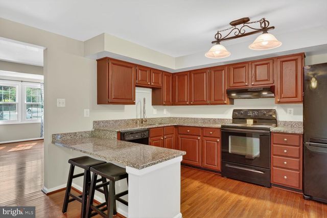 7590 ASPENPARK RD, Lorton, VA 22079