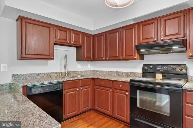 7590 ASPENPARK RD, Lorton, VA 22079